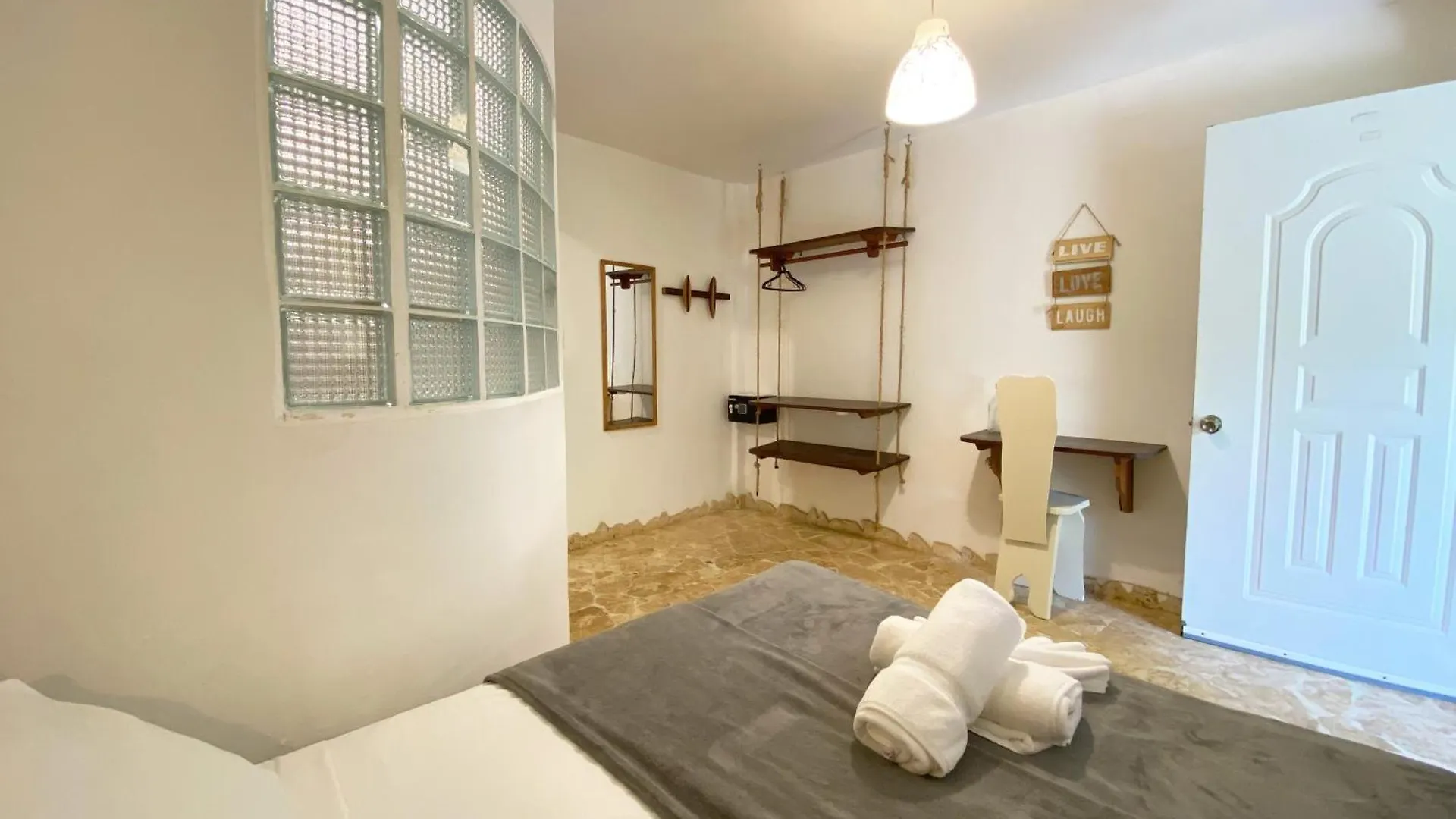 Semesterpark Surfbreak B&B